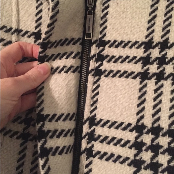 Super cute & classy black/white plaid wool coat. - Picture 3 of 5